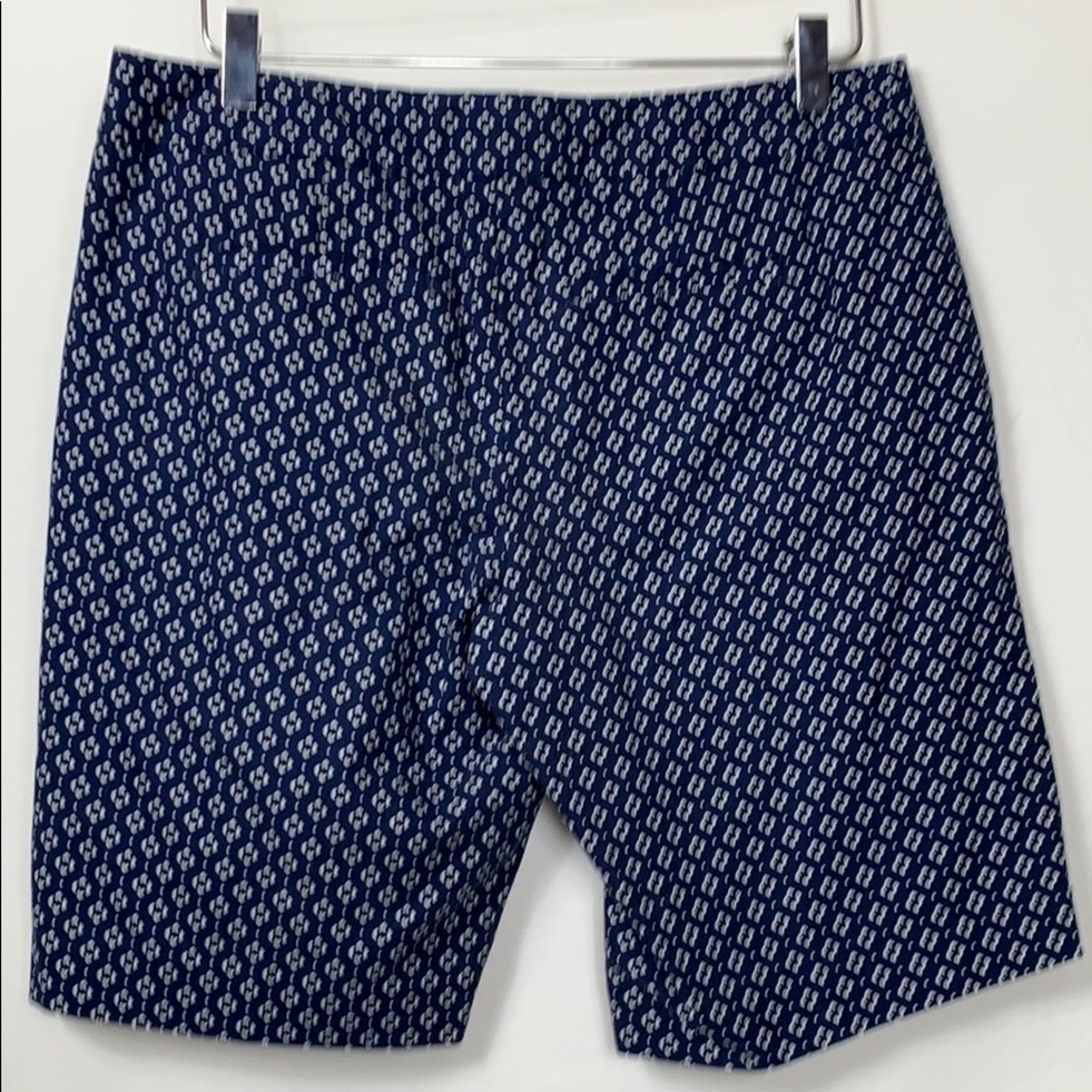 Banana Republic Hampton fit blue shorts size 8 - Picture 3 of 5